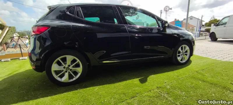 Renault Clio 1.5 dCi Limited — fotografia 10