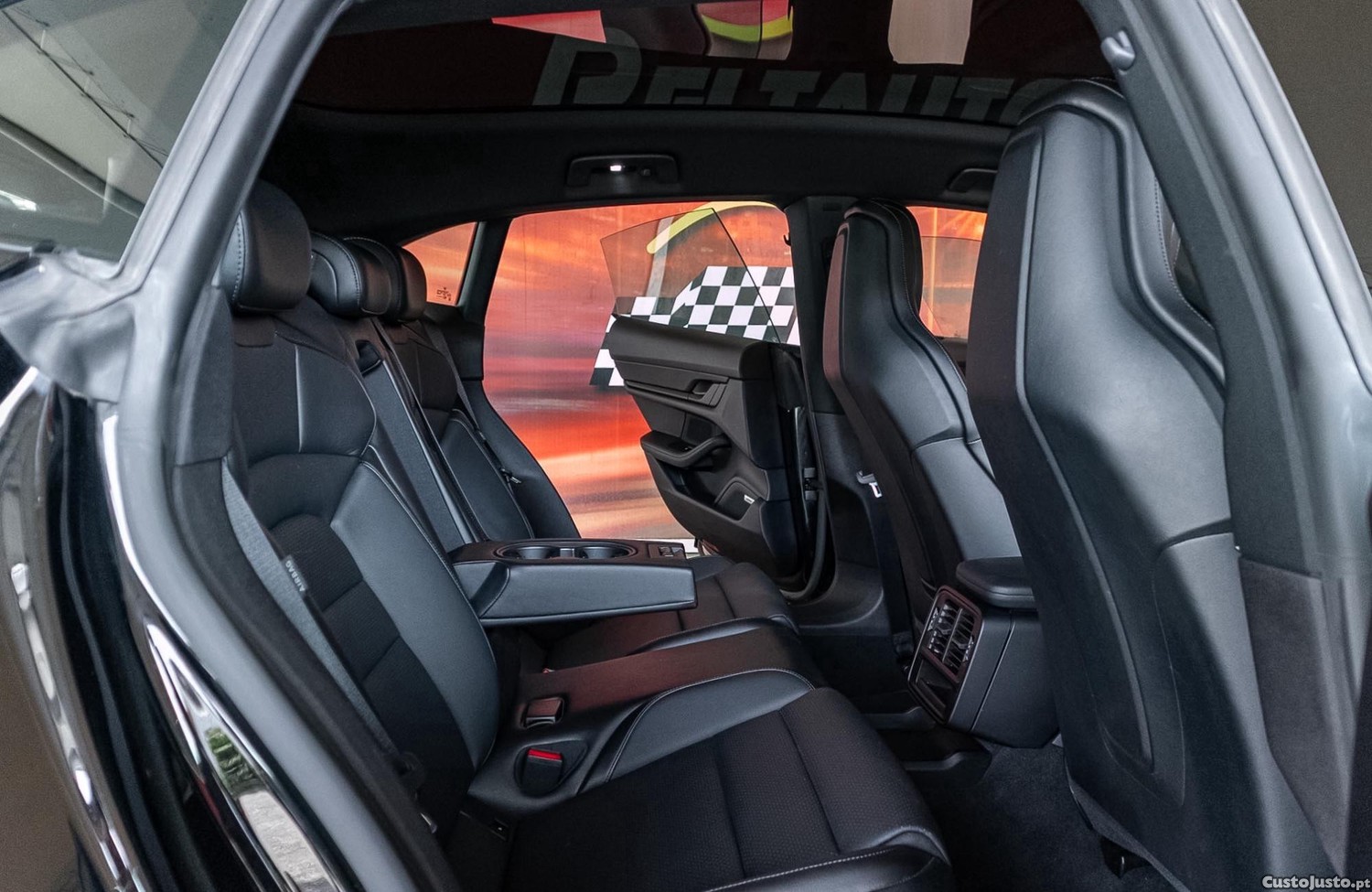 Porsche Taycan Cross Turismo 4 — fotografia 4