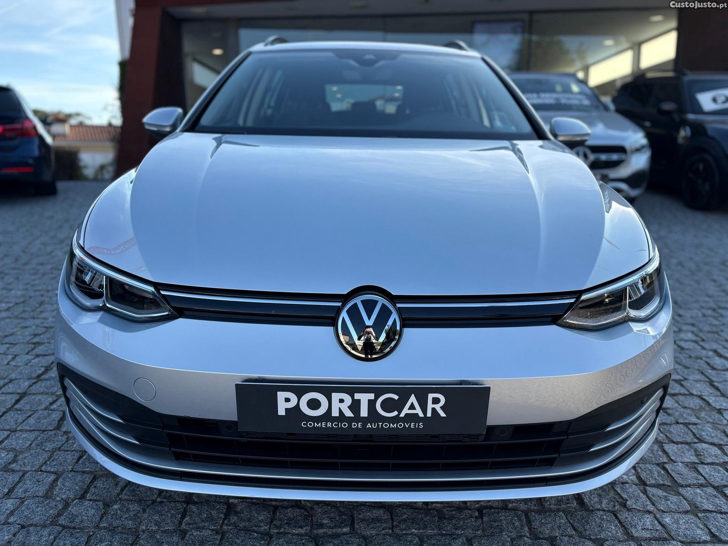 VW Golf Variant 1.0 TSI Life - 23 — photo 2