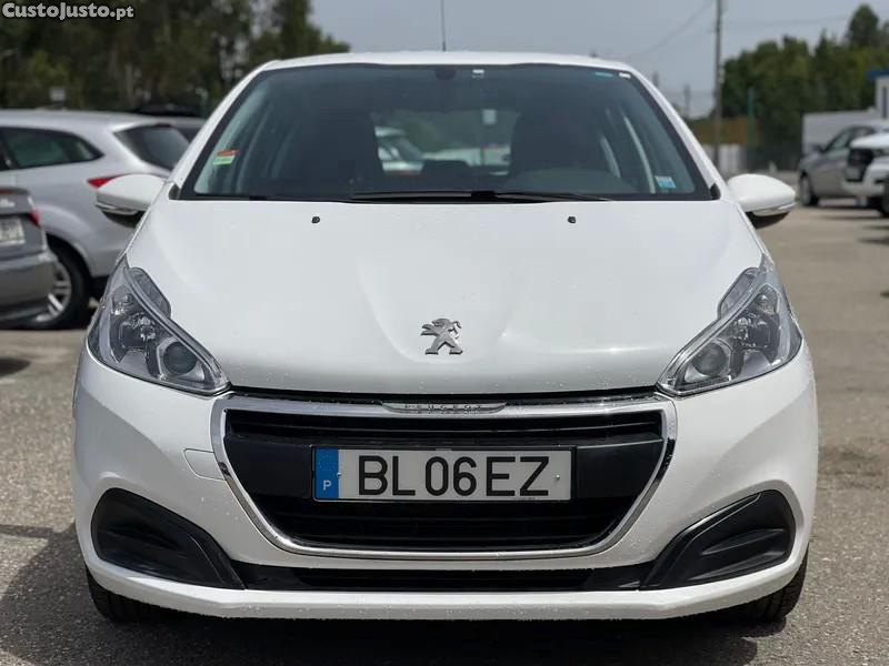 Peugeot 208 1.5 BlueHDi Active P — fotografia 18