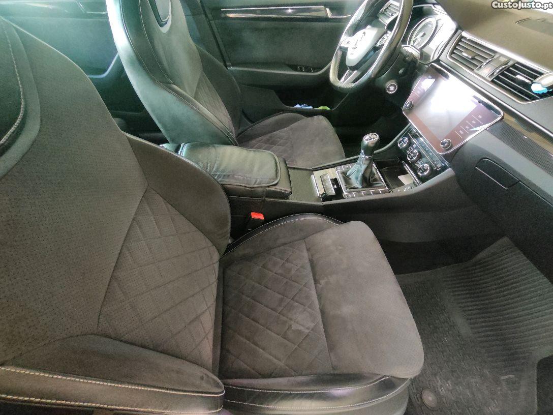 Skoda Superb Sportline - 19 foto 5