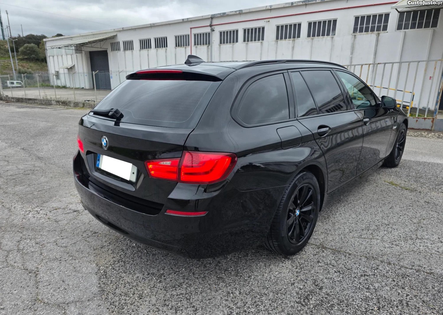 BMW 520 Touring — fotografia 3