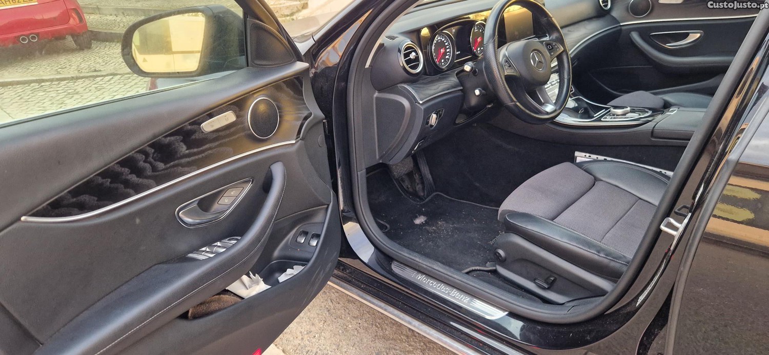 Mercedes-Benz E 220 Avangard - 18 foto 5