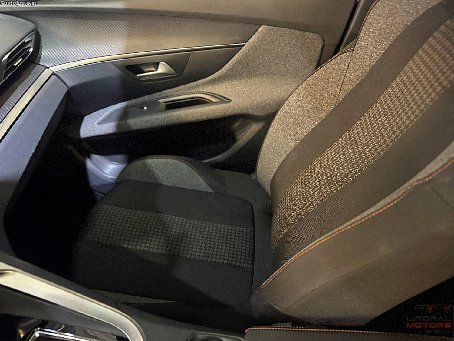 Peugeot 3008 1.2 PureTech Allure EAT8 — fotografia 5