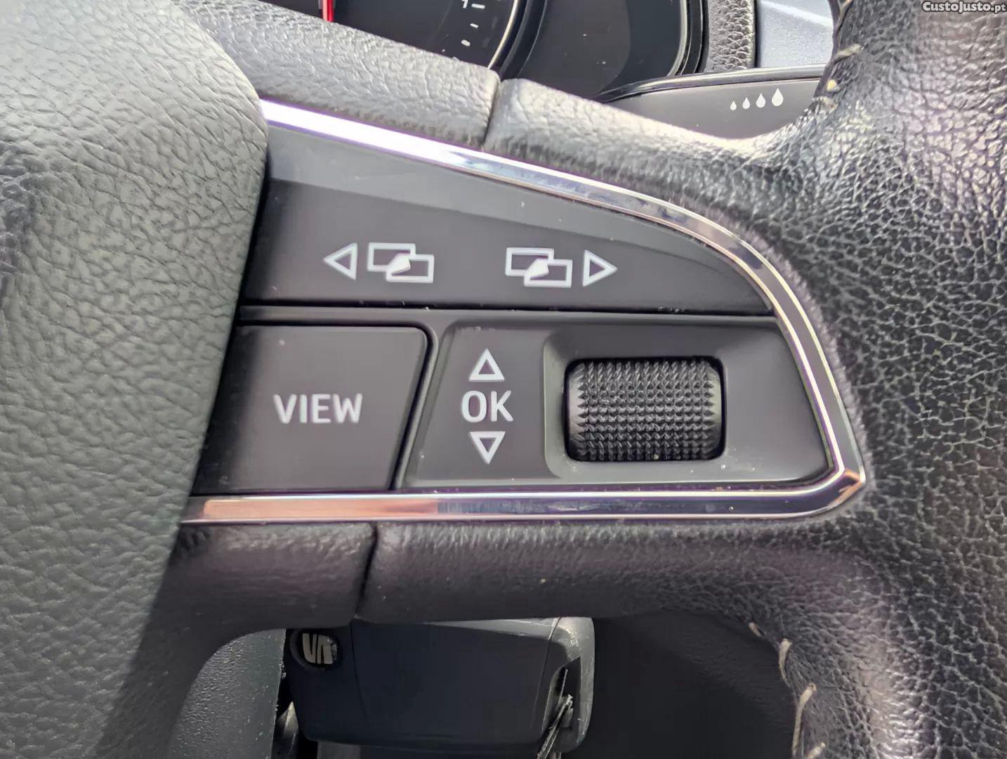 SEAT Arona 1.6 tdi style — fotografia 4