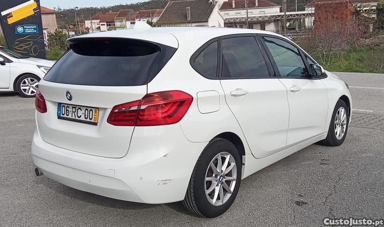 BMW 216 Active Tourer 216 — fotografia 8