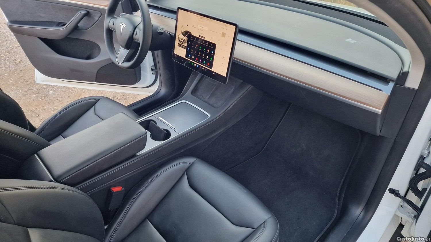Tesla Model Y Long Range Tração Integral — fotografia 6