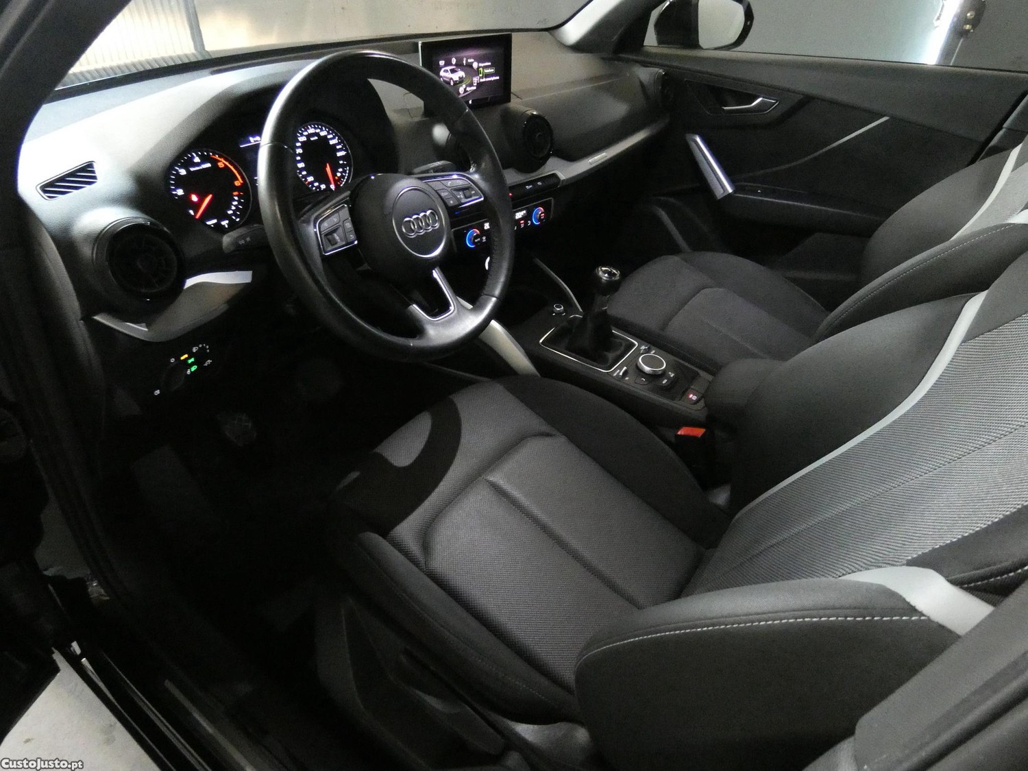 Audi Q2 30 TDI Sport — photo 5