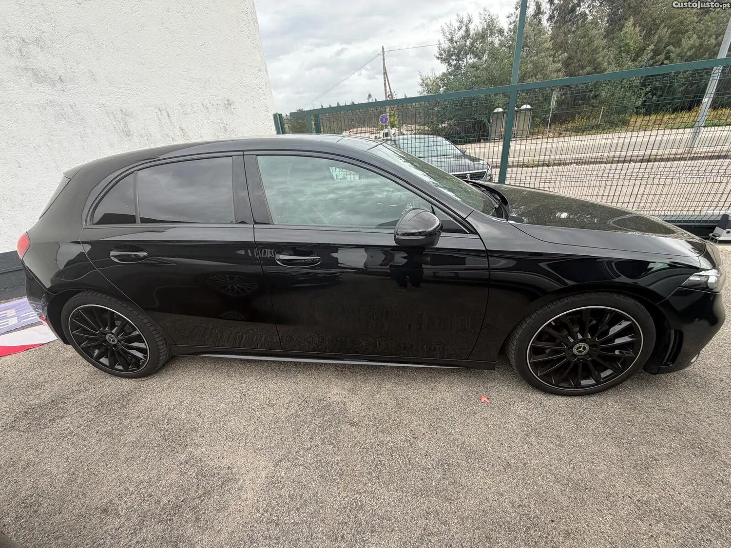 Mercedes-Benz A 180 AMG Line - 22 foto 5