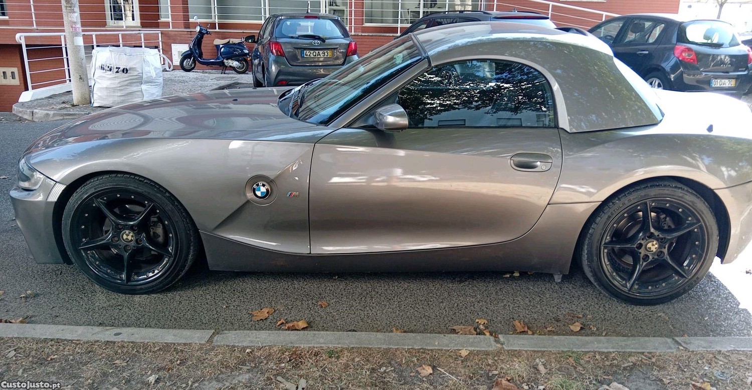 BMW Z4 2.5i - 04 foto 2