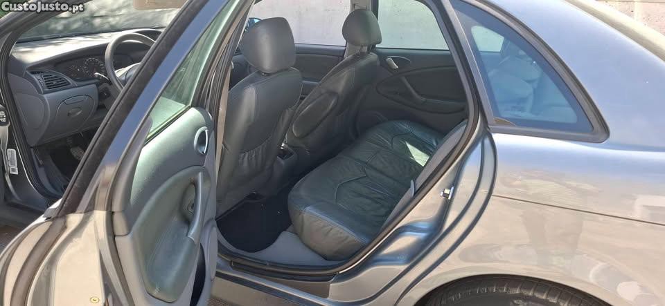 Citroën C5 1.8 16v — photo 2