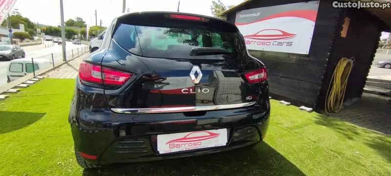 Renault Clio 1.5 dCi Limited — fotografia 8