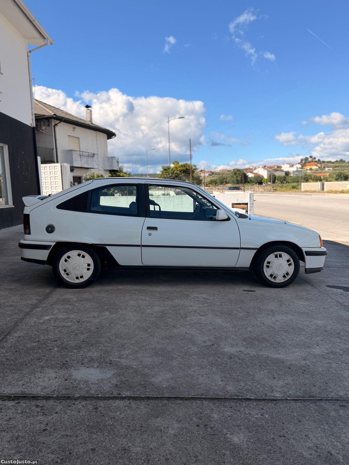 Opel Kadett GSI — fotografia 4