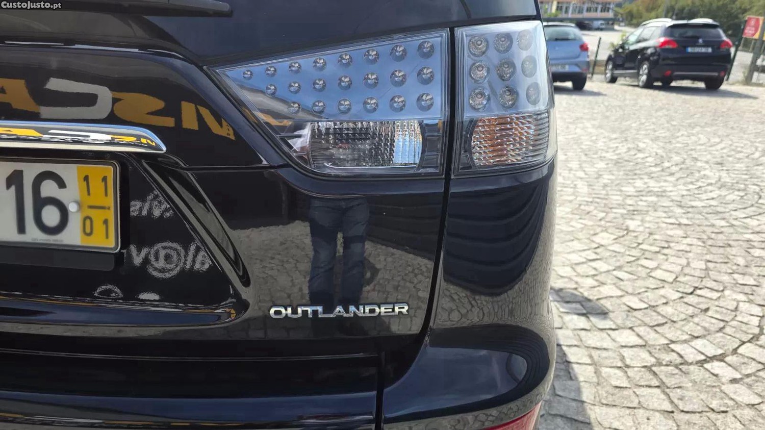 Mitsubishi Outlander 2.2 di-d intense — photo 5
