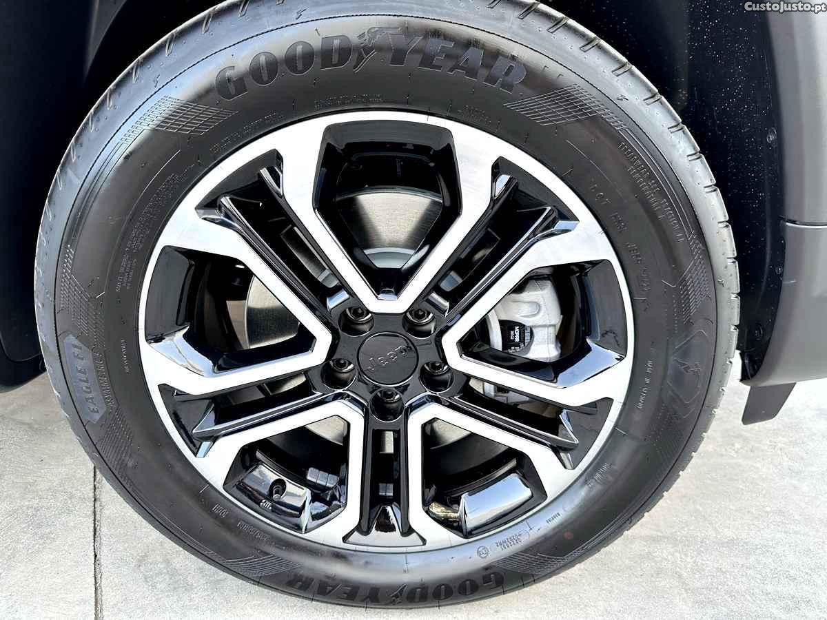 Jeep Compass Limited — fotografia 16