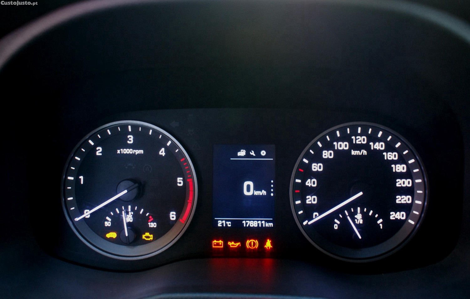Hyundai Tucson 1.7 CRDi Creative Plus — fotografia 4