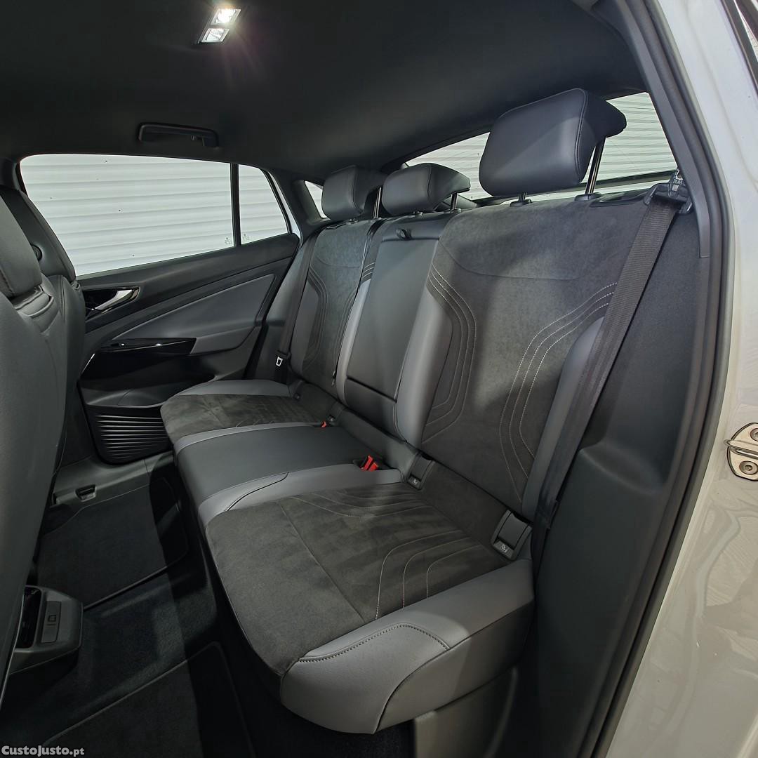 Volkswagen ID.5 77 kWh Pro Performance — fotografia 4