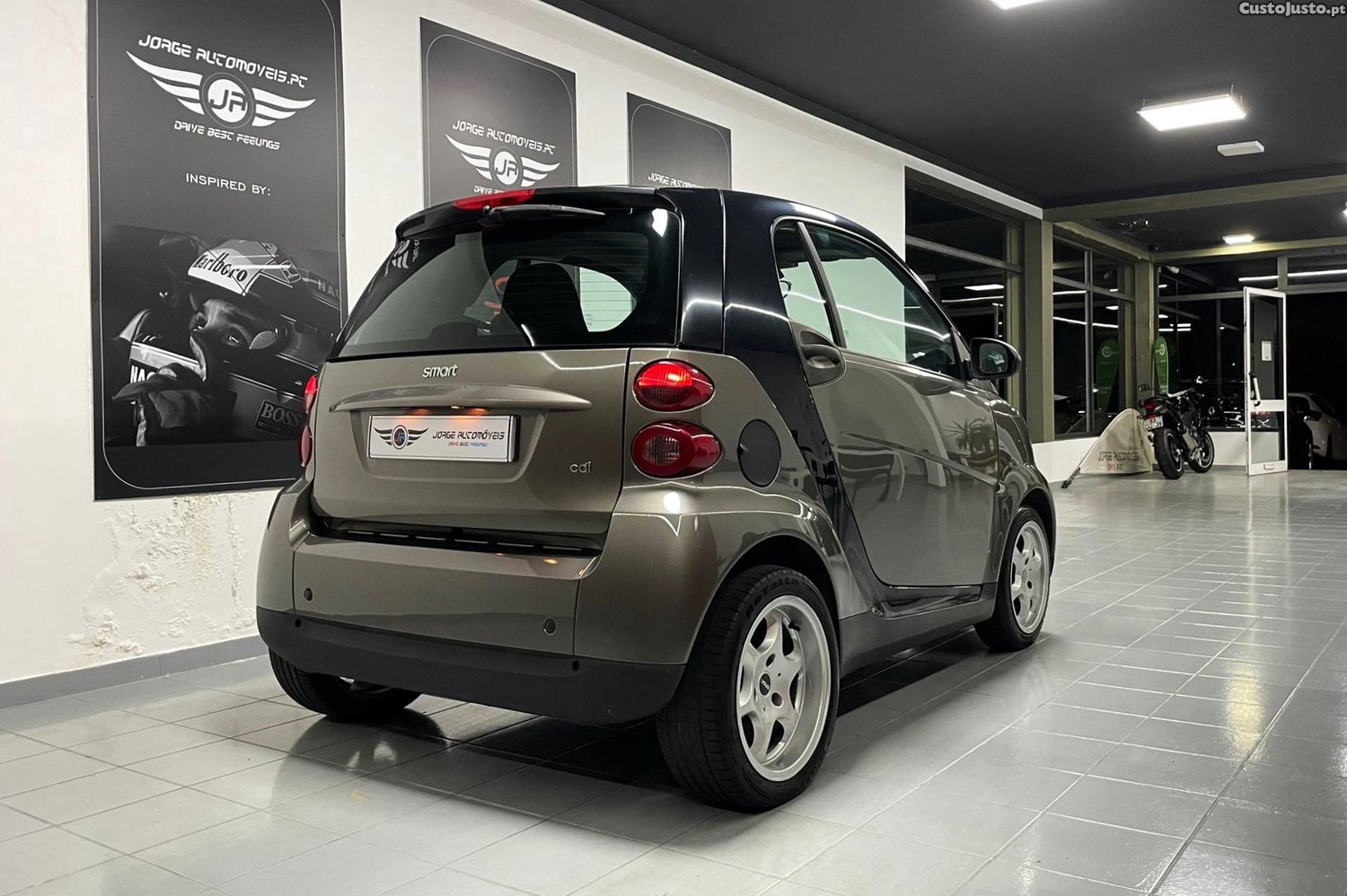 Smart Fortwo Coupe Cdi Passion 54cv Nacional — fotografia 5
