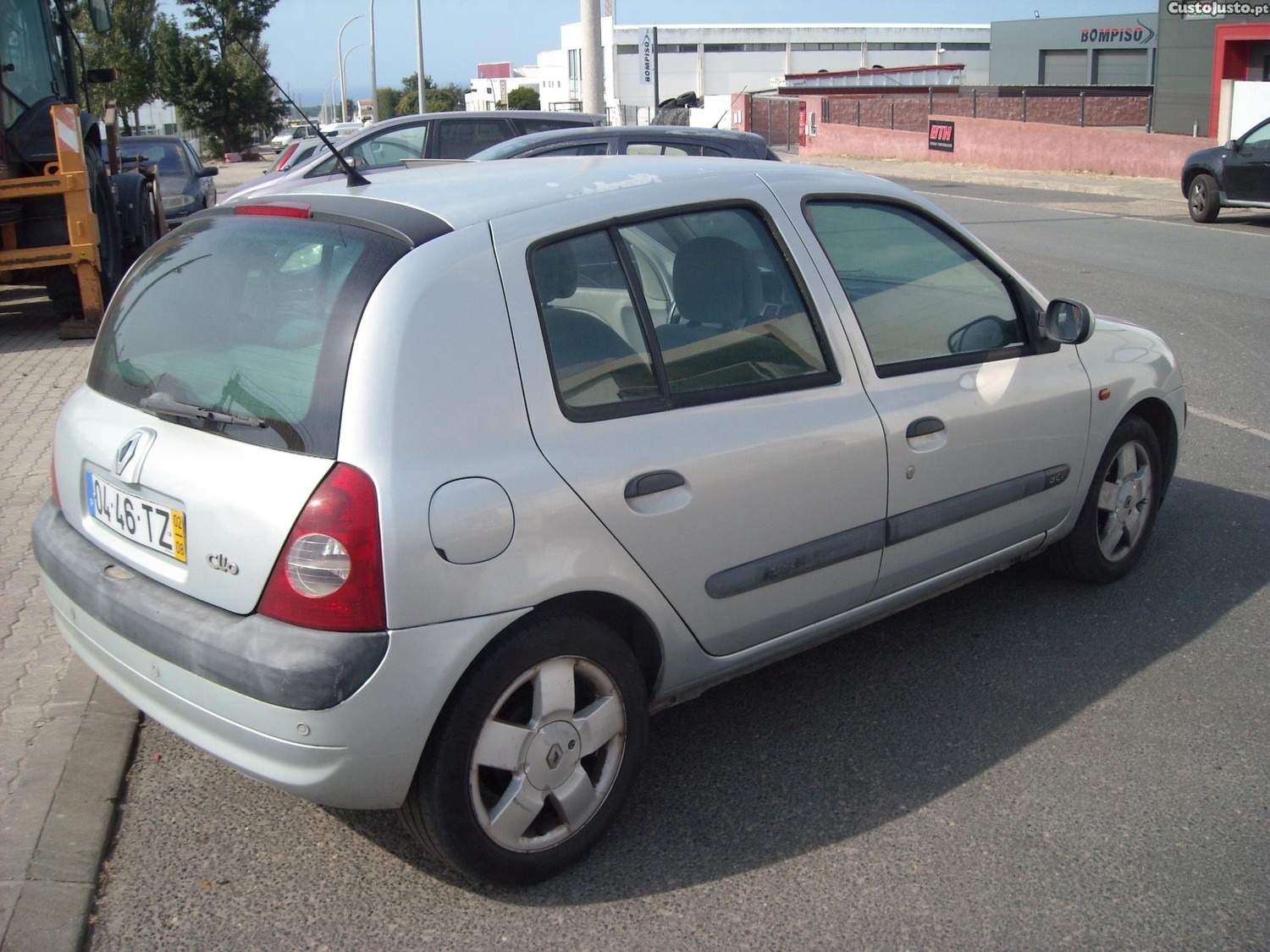 Renault Clio prestige — fotografia 3