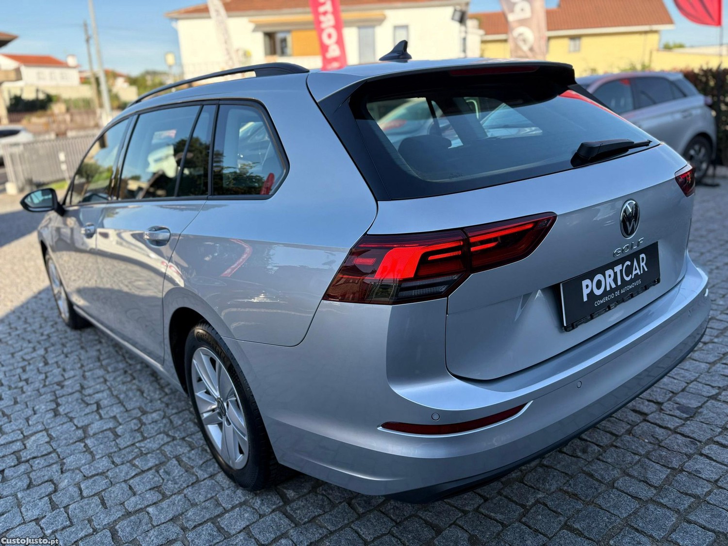 VW Golf Variant 1.0 TSI Life - 23 — photo 5
