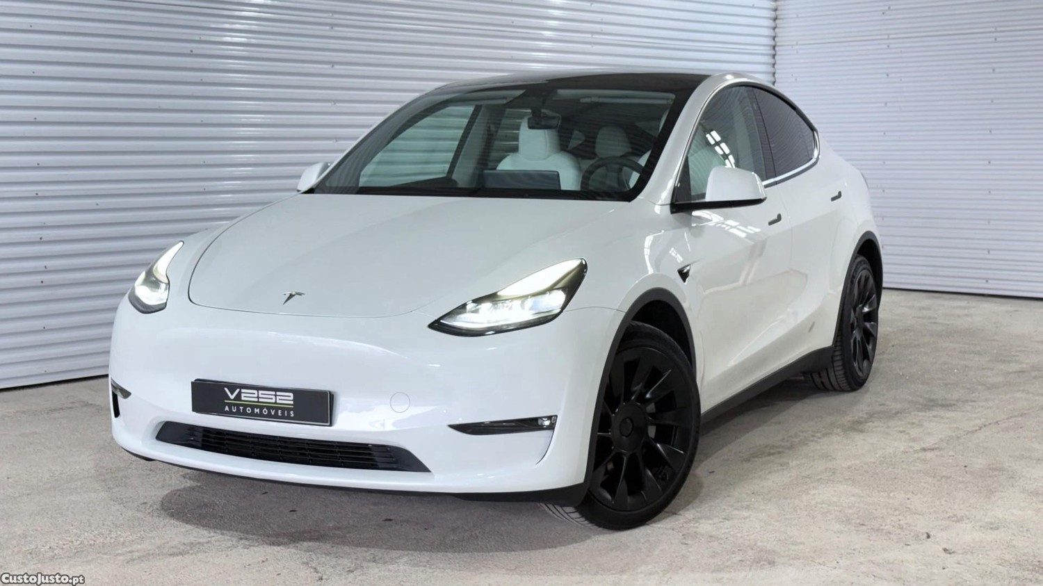 Tesla Model Y Long Range Dual Motor AWD - 23 foto 5