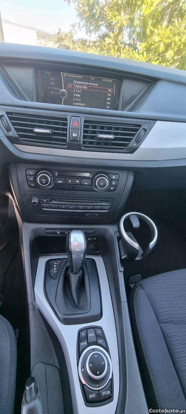 BMW X1 23d x drive impecável novo preço — fotografia 4