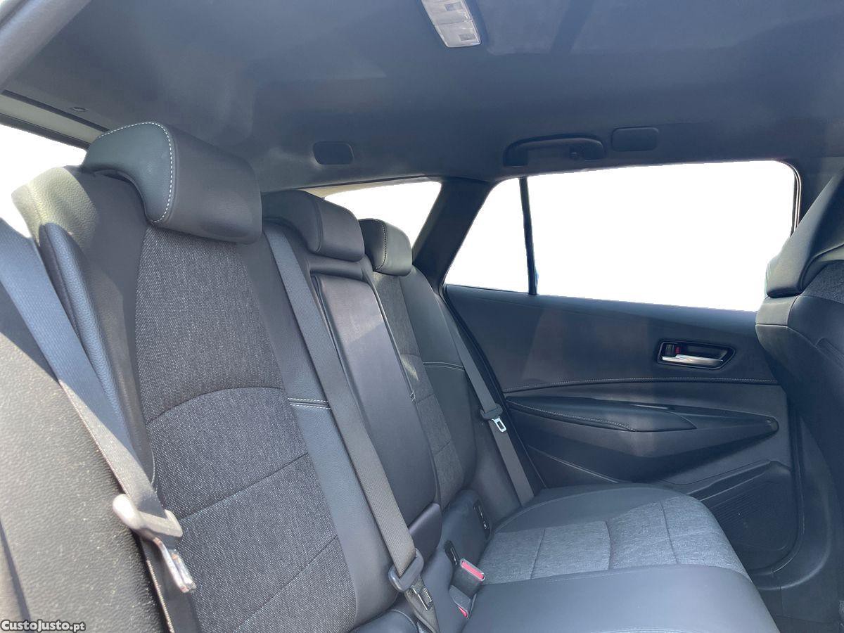 Toyota Corolla TS 1.8 Hybrid Comfort Plus — fotografia 10