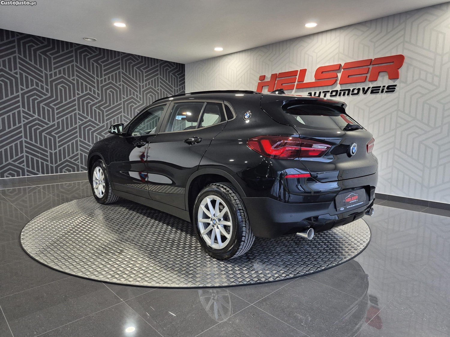 BMW X2 18 d sDrive Auto — fotografia 8