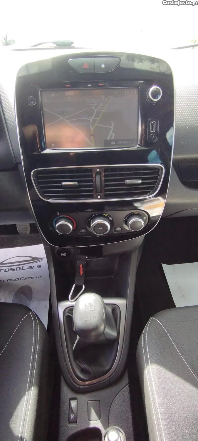 Renault Clio 1.5 dCi Limited — fotografia 7