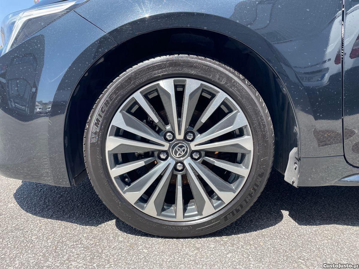 Toyota Corolla TS 1.8 Hybrid Comfort Plus — fotografia 5