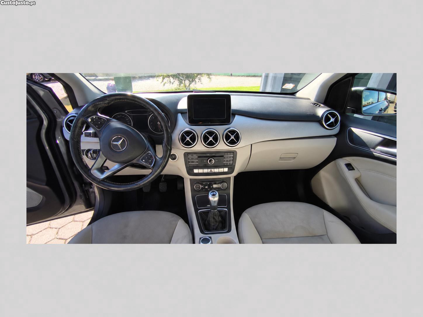 Mercedes-Benz B 200 200 Cdi - 15 — photo 4