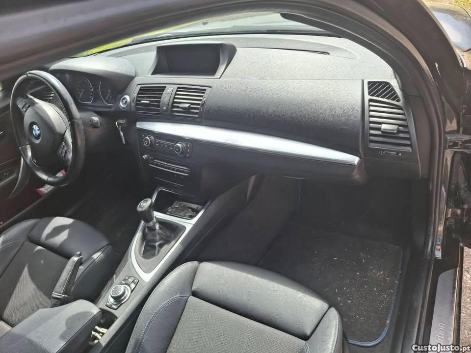 BMW 116 D - 11 foto 4