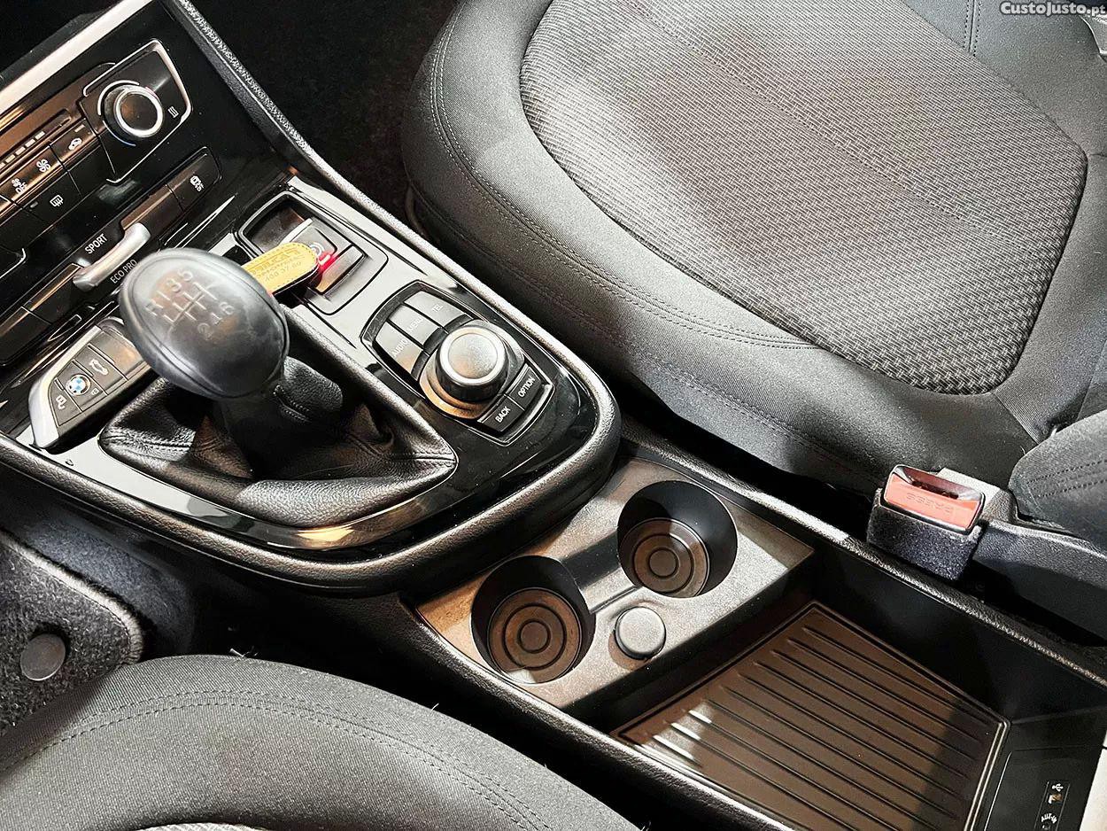 BMW 214 Active Tourer D advantage — fotografia 8
