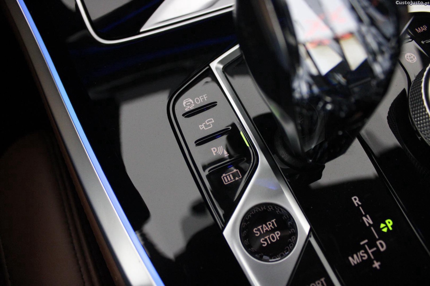 BMW X5 45 E-XDRIVE PACK M (AUTO) — fotografia 26
