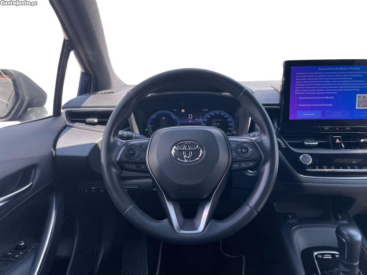 Toyota Corolla TS 1.8 Hybrid Comfort Plus — fotografia 8