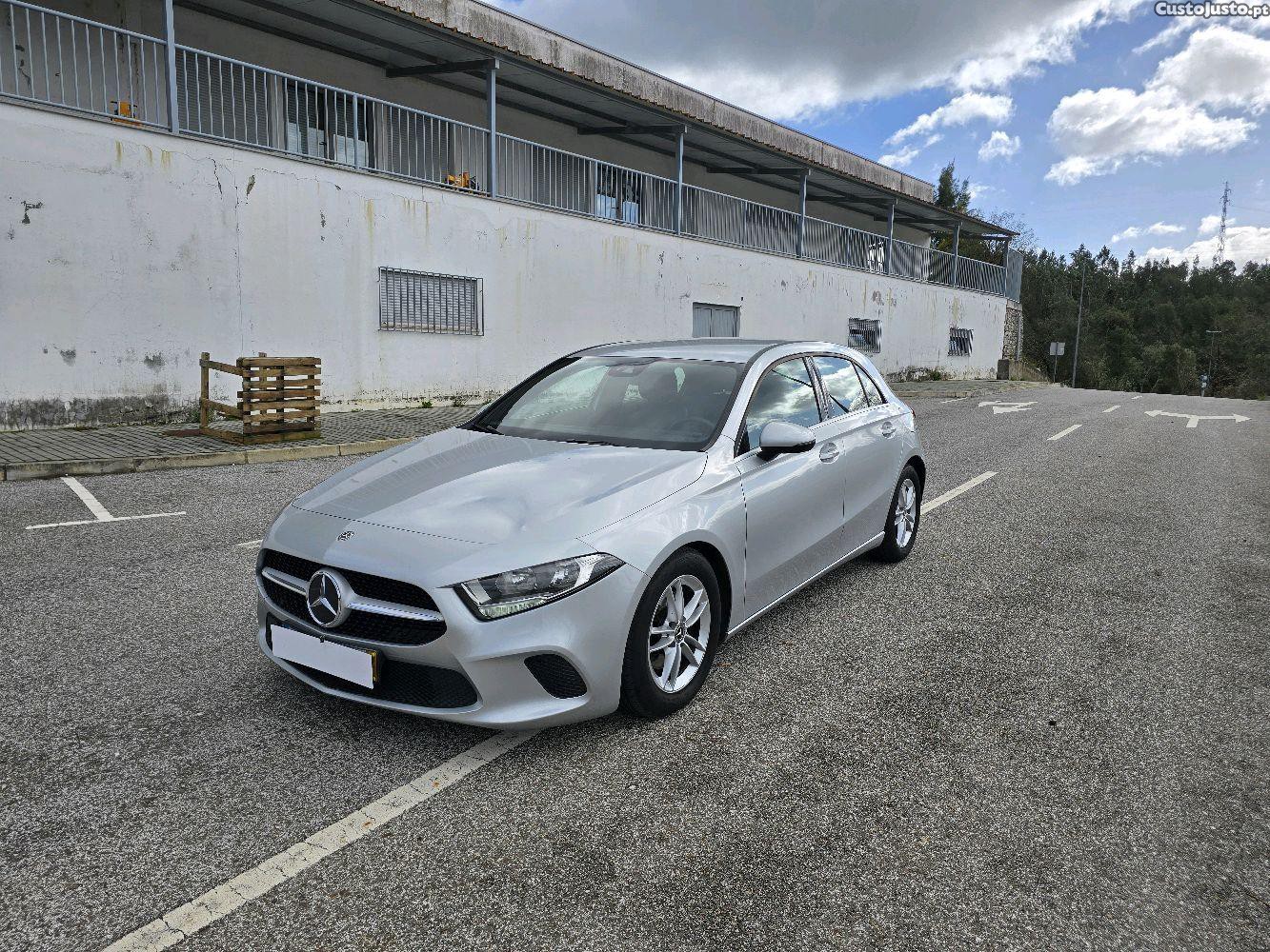 Mercedes-Benz A 180 d Style Nacional 1 Dono — fotografia 11