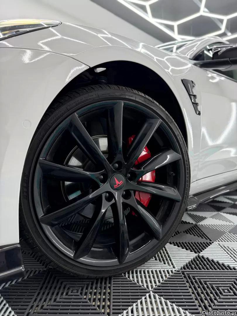 Tesla Model 3 Standard rwd plus — fotografia 23