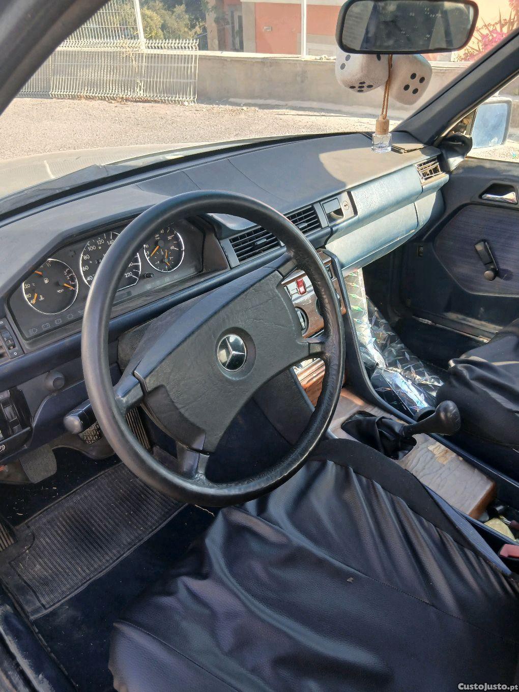 Mercedes-Benz E 250 2.5 diesel foto 5