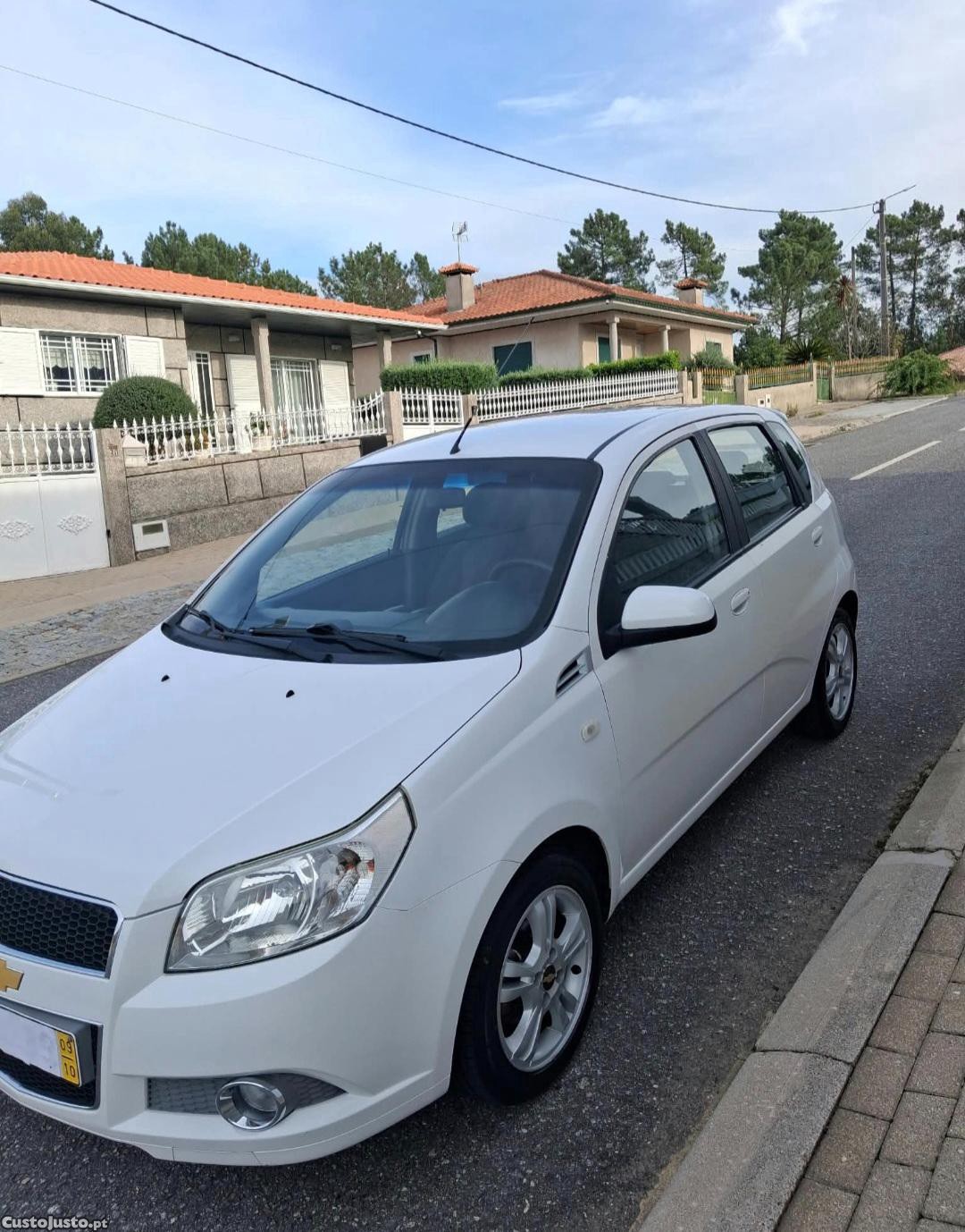 Chevrolet Aveo 1 - 09 foto 2