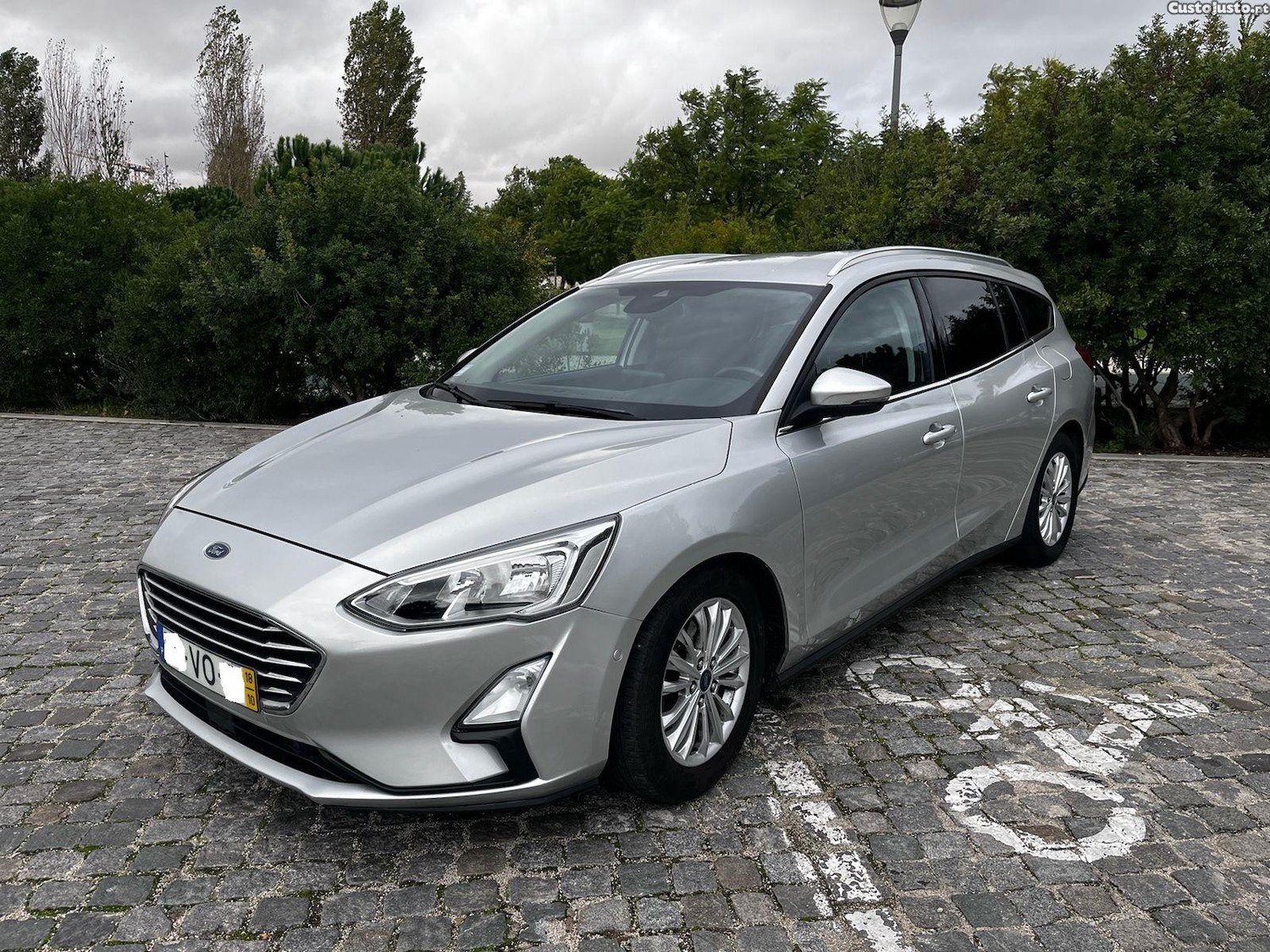Ford Focus 1.5 TDCI Titanium GPS 120cv — fotografia 6