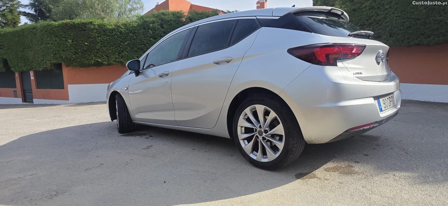 Opel Astra 1.6 CDTi Cosmo Start/Stop - 15 foto 2