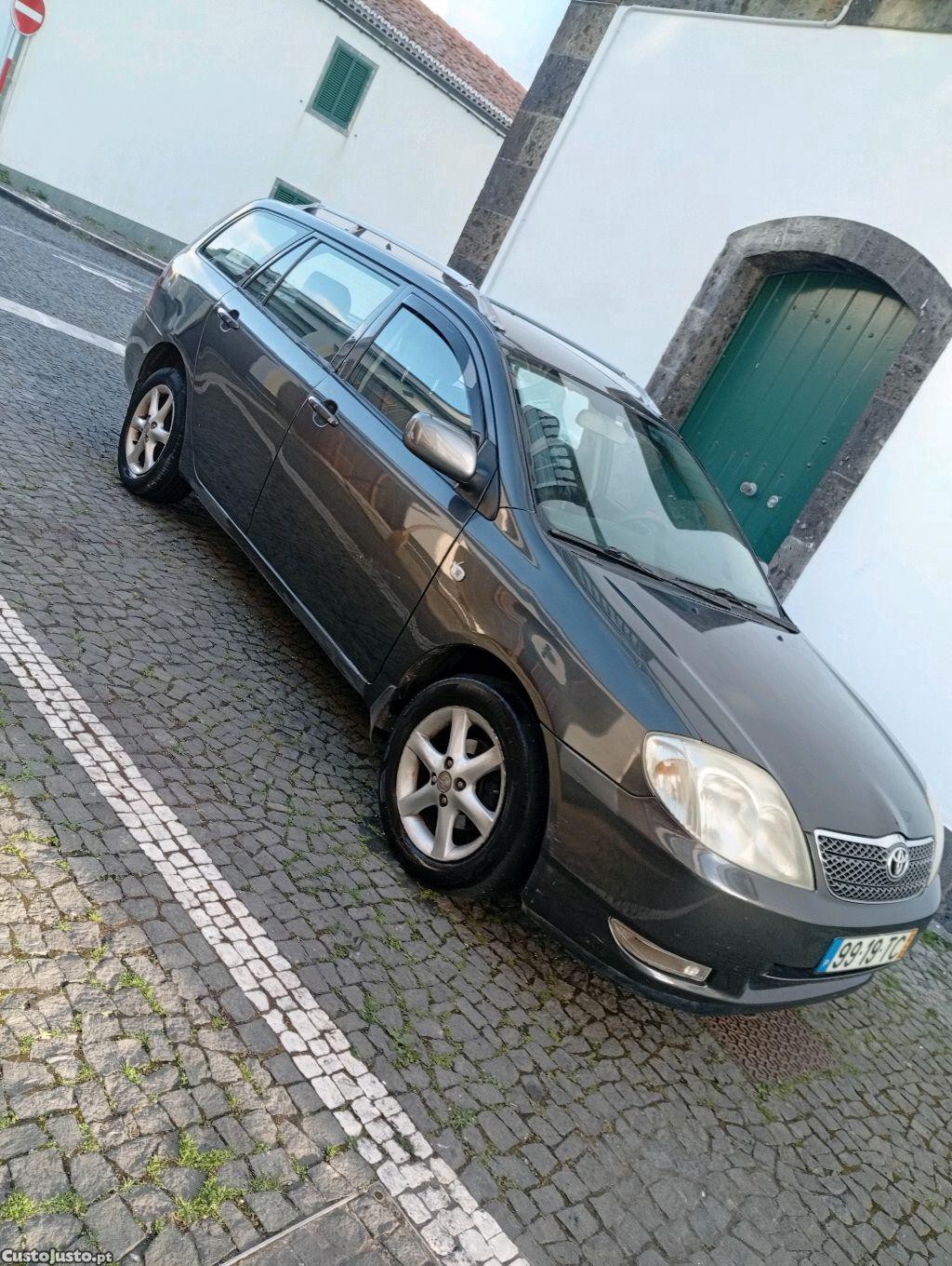 Toyota Corolla liftbek — photo 2