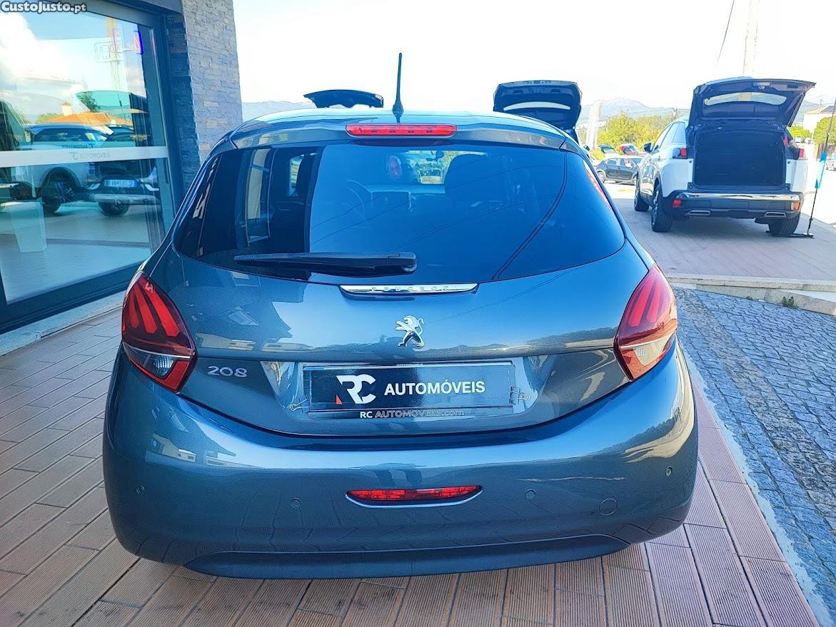 Peugeot 208 Style 1.6 HDI - 17 — photo 4