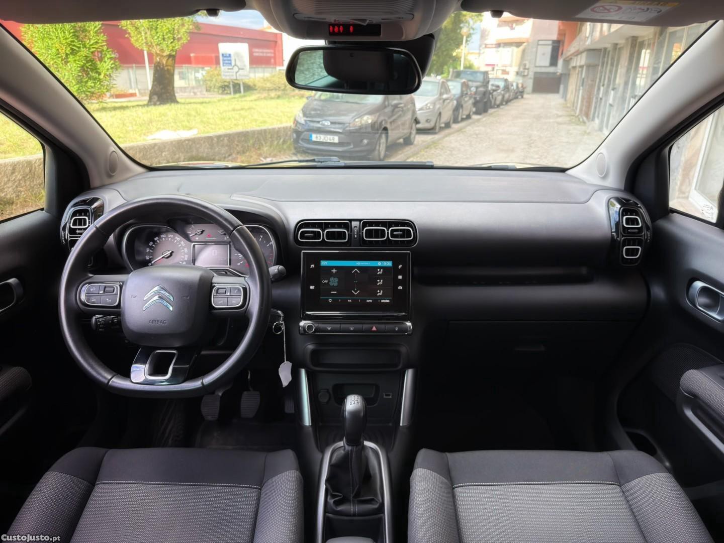 Citroën C3 Aircross 1.2 PureTech Feel — fotografia 17