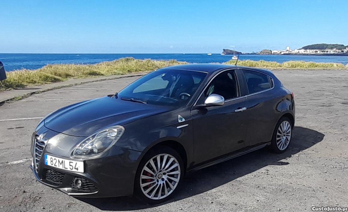 Alfa Romeo Giulietta 2.0 Jtdm 170 cv — photo 3
