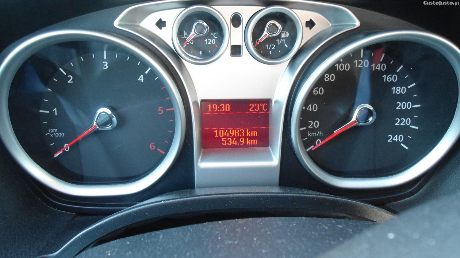 Ford Kuga 2.0 TDCI Titanium 107.000,kms — fotografia 5