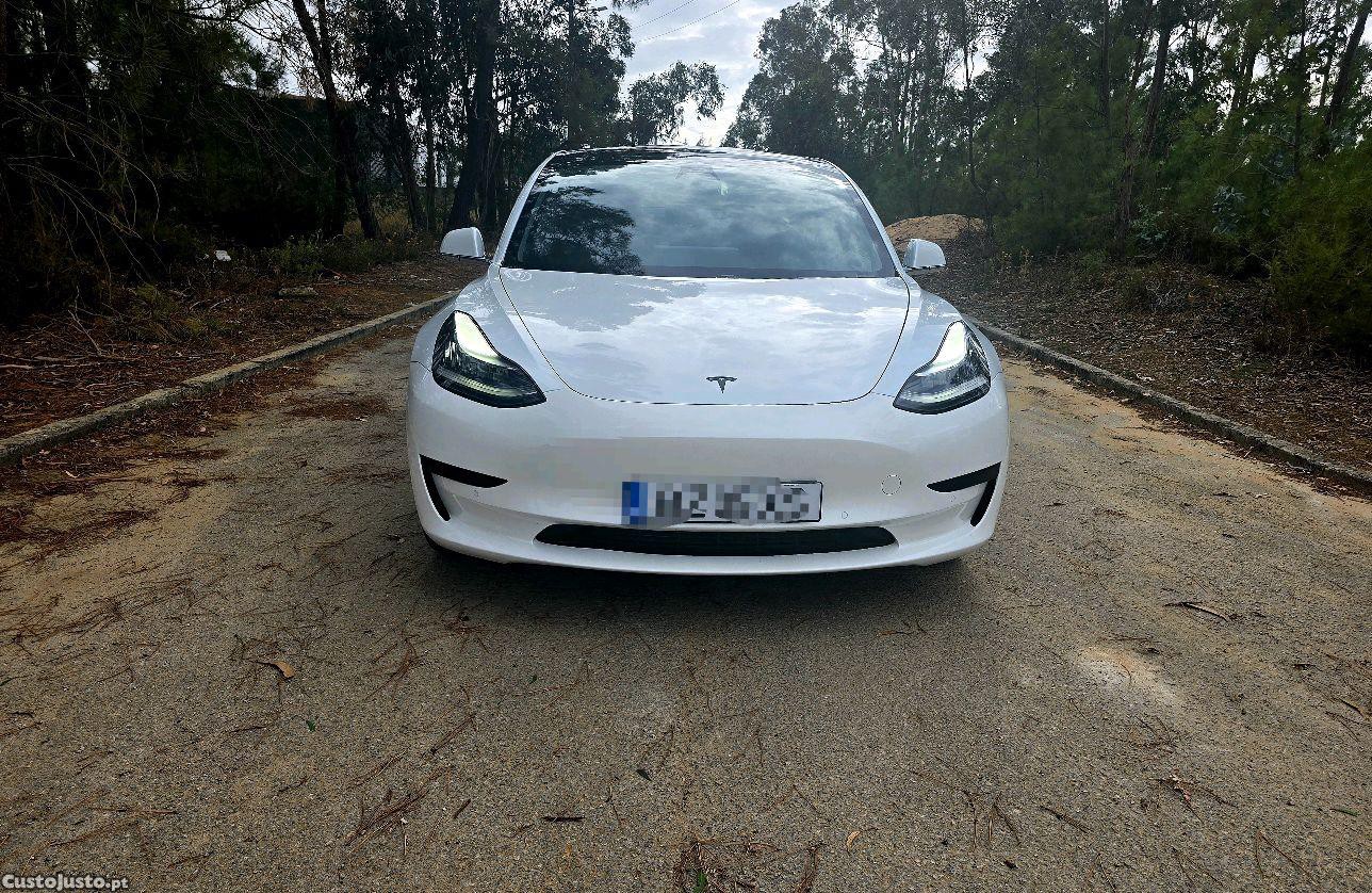 Tesla Model 3 standard Plus Range — fotografia 8