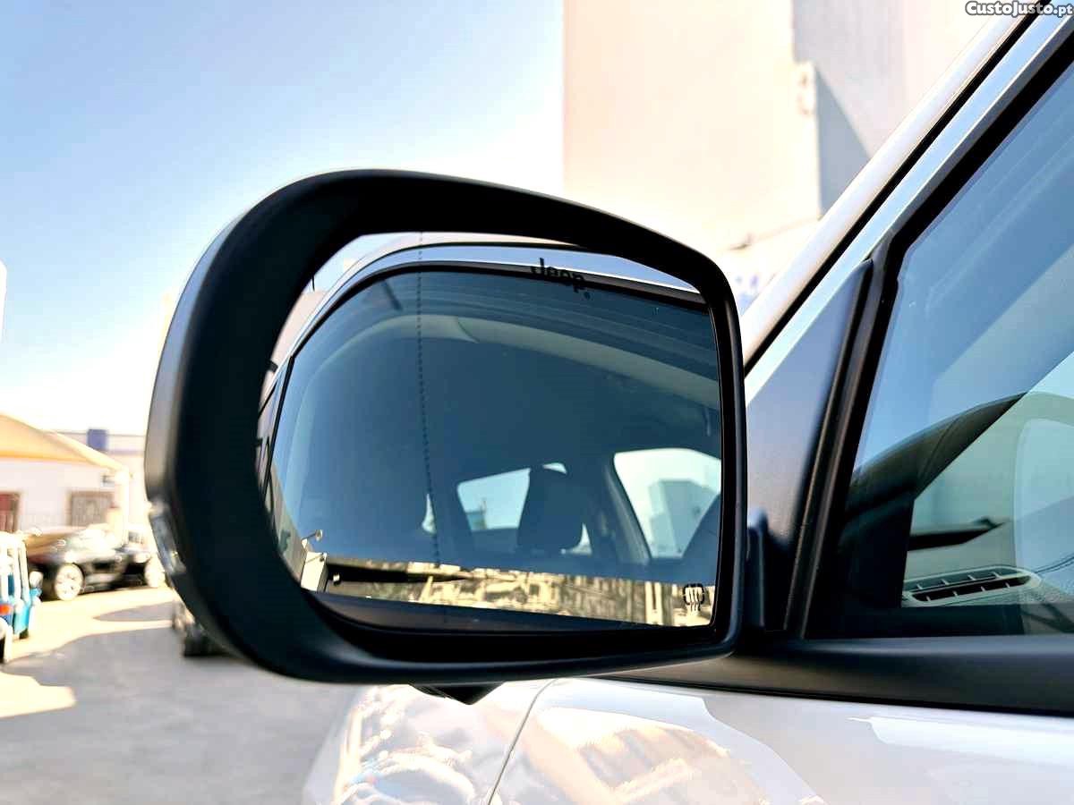 Jeep Compass Limited — fotografia 8