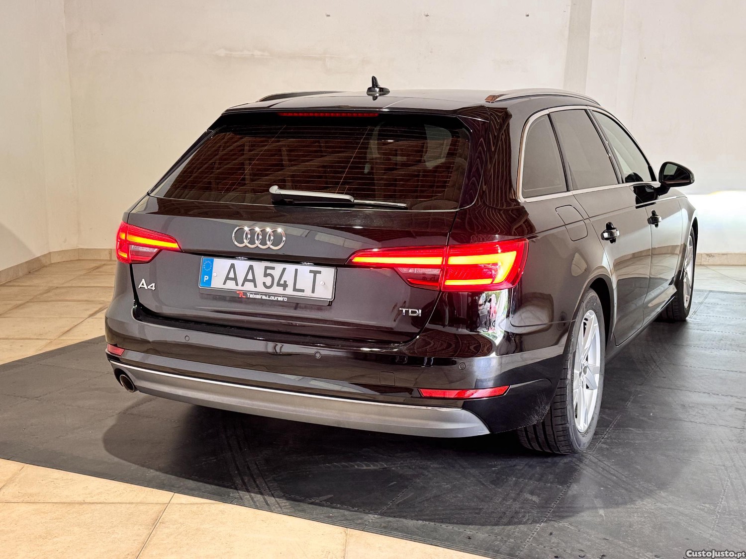 Audi A4 Avant 2.0 TDi Business Line Sport - 15 foto 3