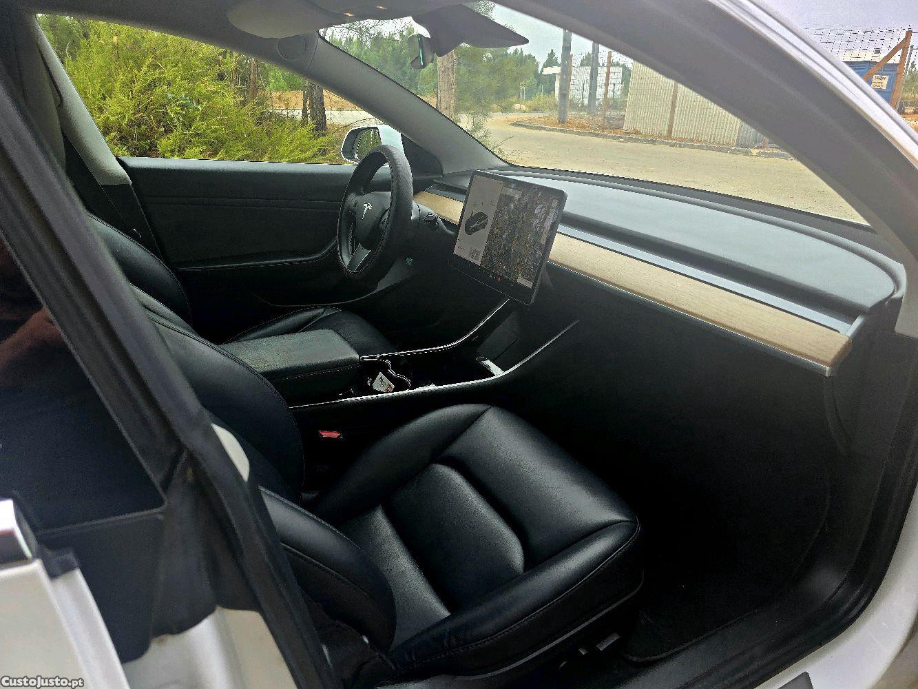 Tesla Model 3 standard Plus Range — fotografia 5